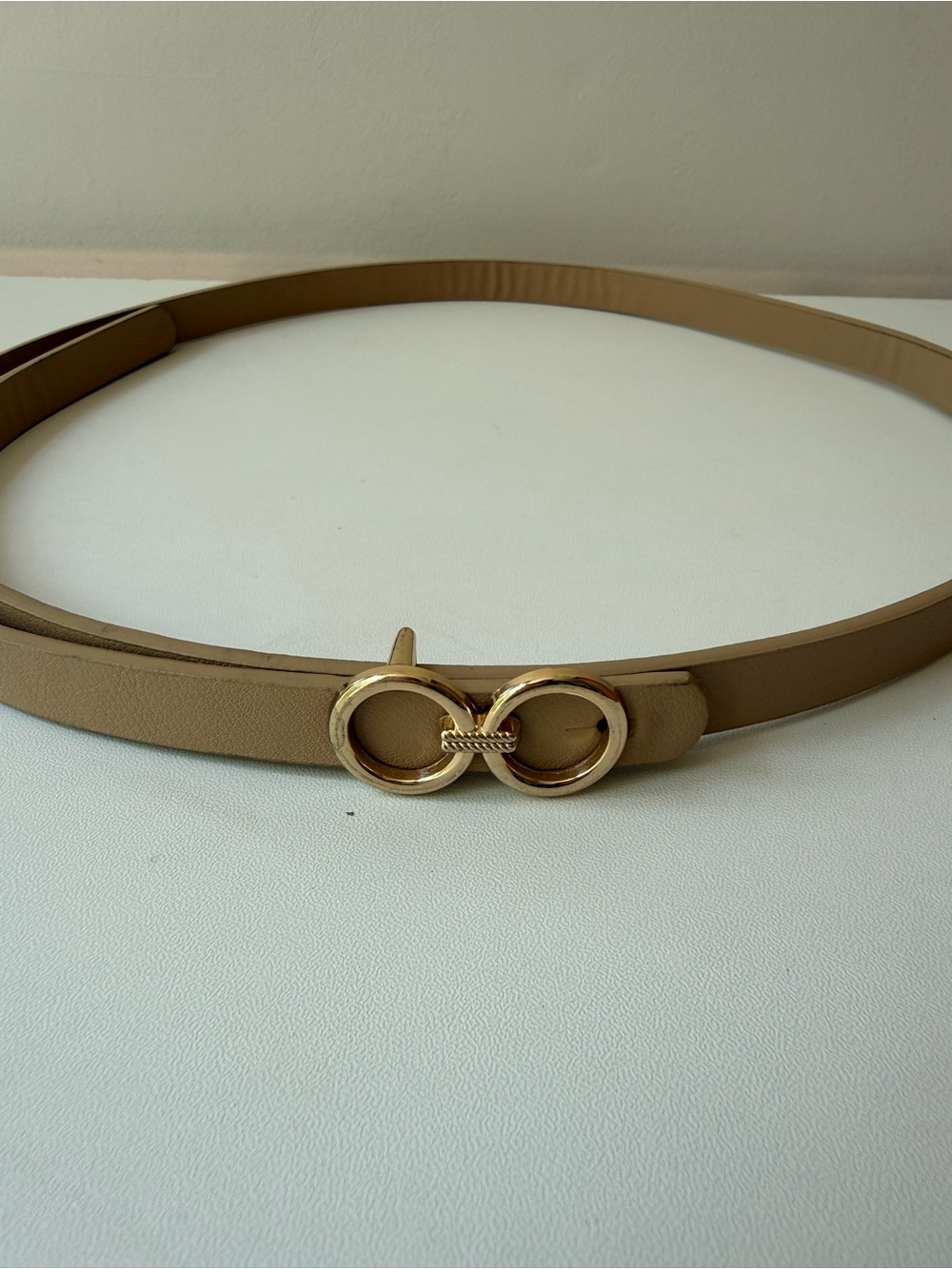 Women’s Tan Leather Belt with Gold Interlocking Buckle